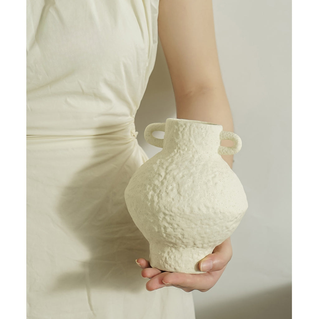 Ceramic Retro Vase – Wabi-Sabi Light Luxury Decor